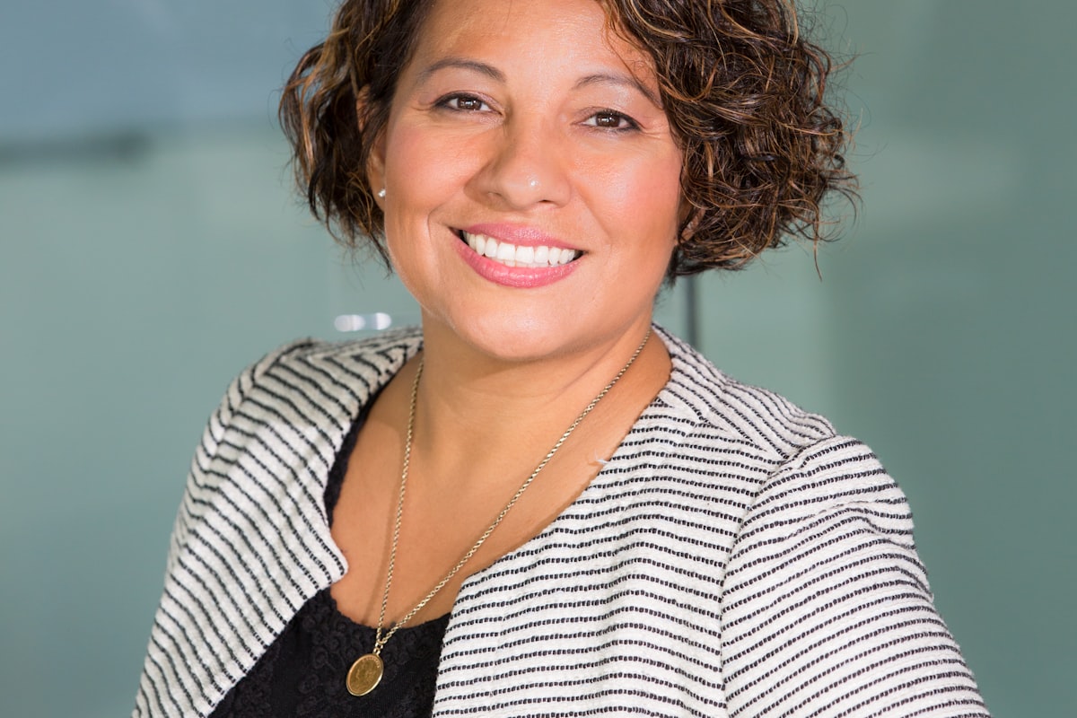 Woman understanding but unable to change people-pleasing pattern