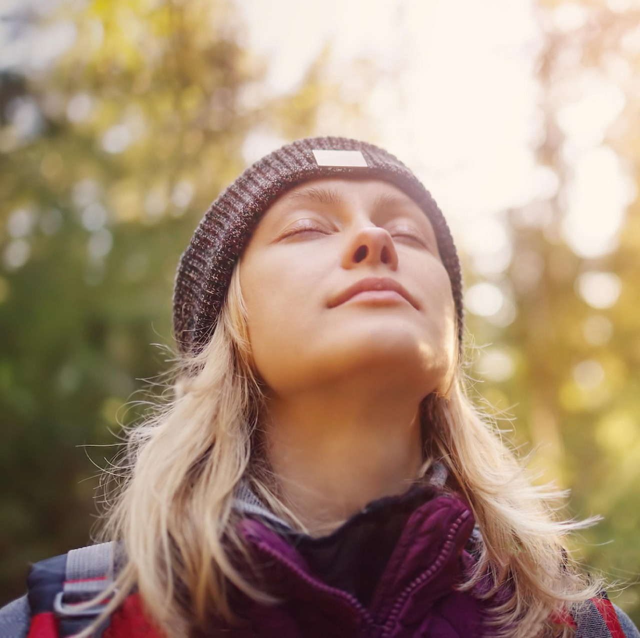 Unhooking from Thoughts: A Mindful Journey to Present Living